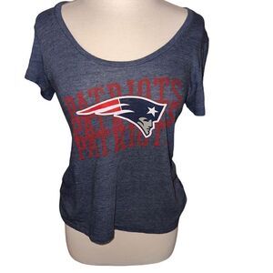 Women’s Patriots Short Sleeve NFL Shirt Small